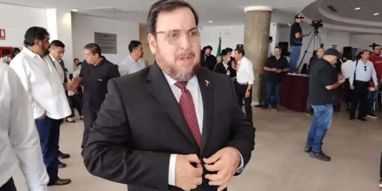 Faltó consenso para adelantar vacaciones; 723 escuelas vulnerables al calor: SET
