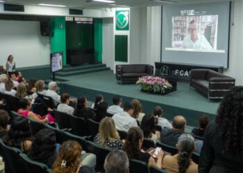 Analiza UAT desafíos y oportunidades de la inteligencia artificial
