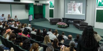 Analiza UAT desafíos y oportunidades de la inteligencia artificial
