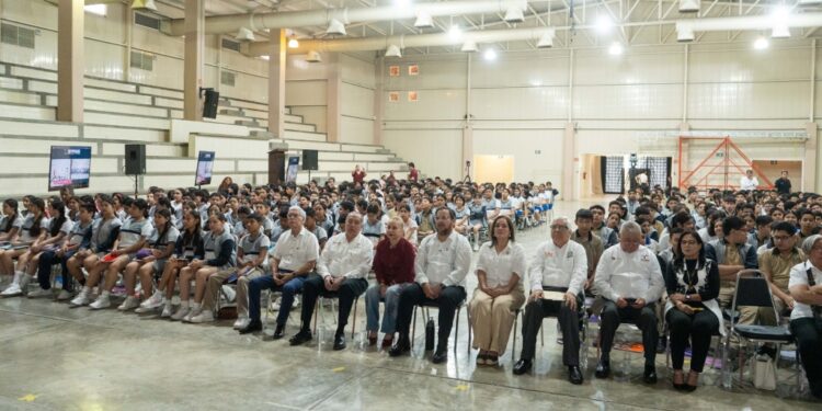 Participa la UAT en sesión nacional de las “Clases Masivas de Historia”
