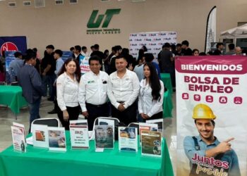 Fortalece UT Nuevo Laredo inserción laboral con Feria del Empleo y Estadías