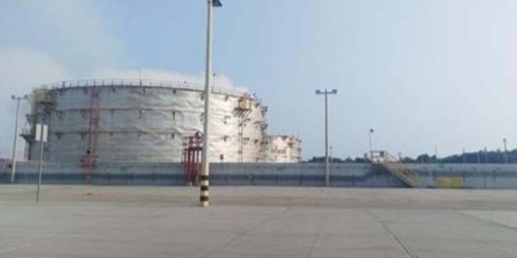 Pemex reporta operación normal durante maniobras de mantenimiento en Refinería Olmeca