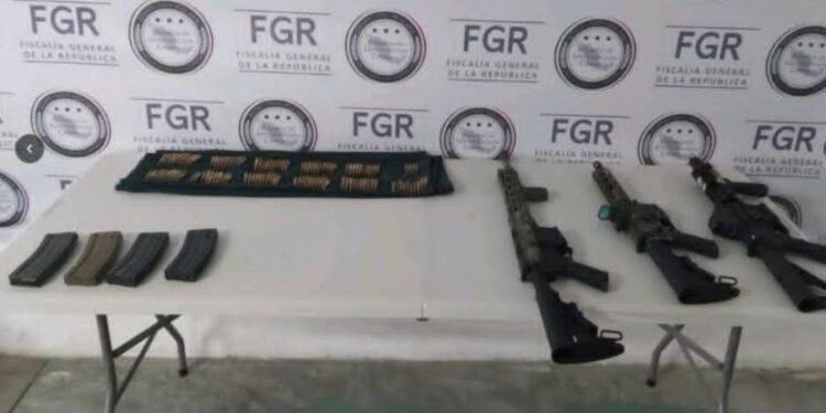 Aseguran explosivos, armas y droga en la “frontera chica”