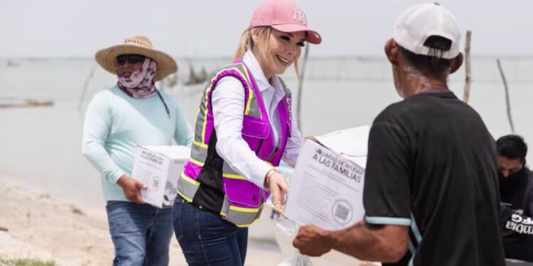 Fortalece DIF Matamoros entrega de despensas estatales