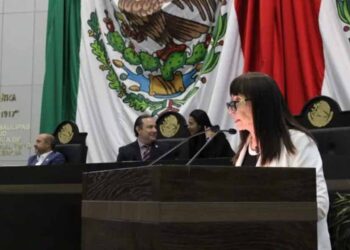 Inmortalizan legado de docentes normalistas