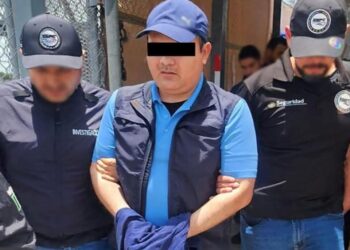 Deporta EU por Matamoros a funcionario ligado a redes criminales en Aduanas