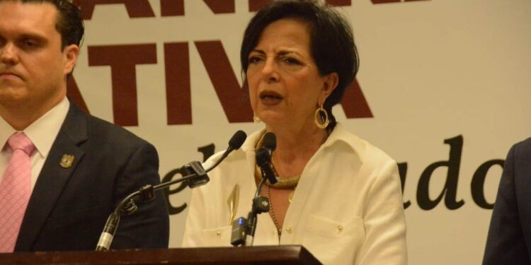 Piden coordinar acciones para frenar violencia contra mujeres