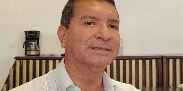 Chavira acusa uso político de auditorías contra aspirantes