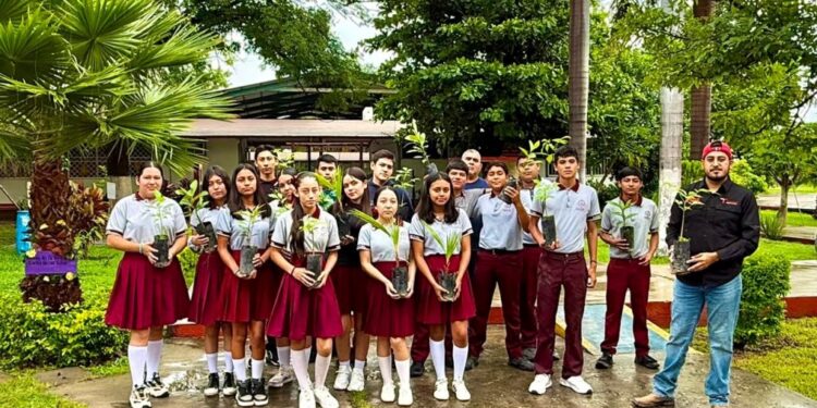 Impulsan la sustentabilidad con la iniciativa “Sembrando Futuro para la Juventud”: INJUVE