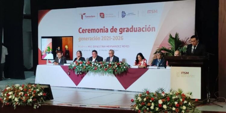Gradúa Tecnológico de El Mante una nueva generación para el desarrollo regional