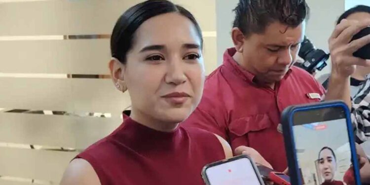 Si Morena la requiere, Katalyna pedirá licencia