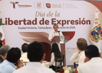 Llama Américo a fortalecer un periodismo libre, responsable y comprometido con la verdad