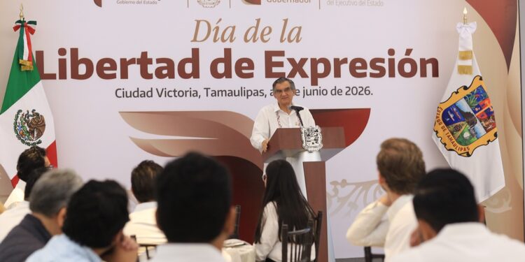 Llama Américo a fortalecer un periodismo libre, responsable y comprometido con la verdad