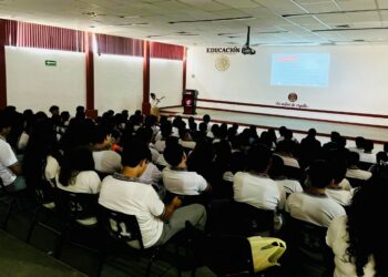 Difunde SABG “Transparencia en Corto” ante alumnos del CBTis 236
