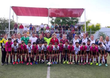 Reactiva SEBIEN cancha de futbol en el Parque Pajaritos