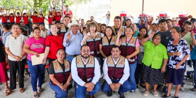 Supervisa SEBIEN comedores y entrega beneficios sociales en Victoria