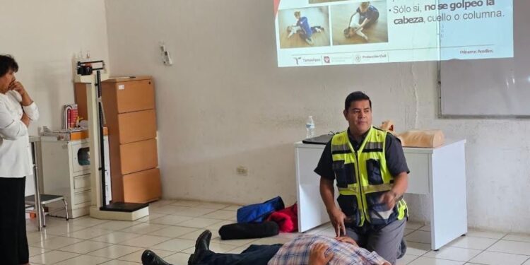 Capacita SET a personal de albergues escolares en primeros auxilios