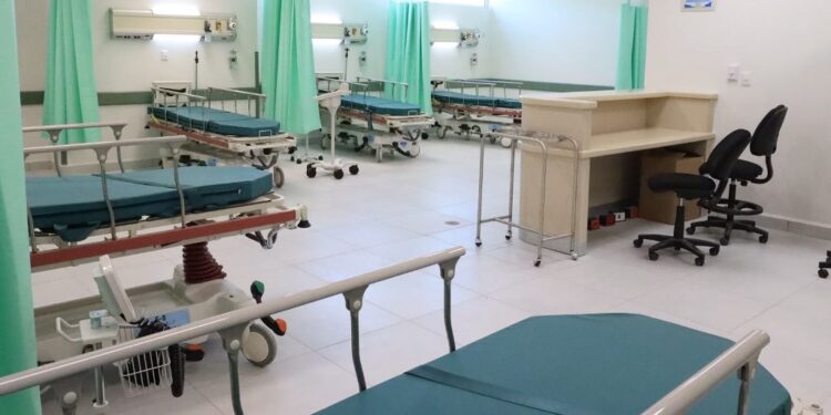 Amplía Gobierno de Américo atención médica al consolidar red hospitalaria