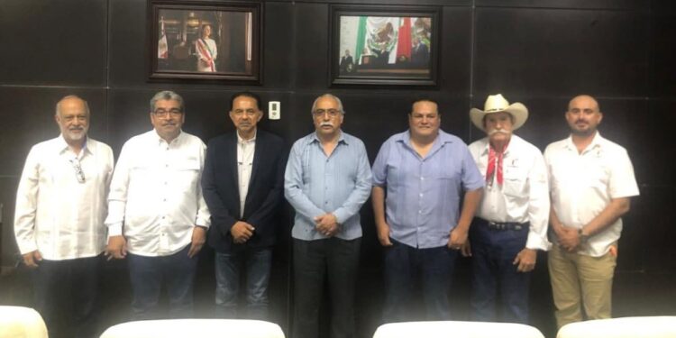 Fortalecen la actividad pesquera en Tamaulipas con financiamiento para la adquisición de motores