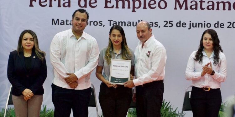 Acerca la Feria Nacional de Empleo oportunidades laborales e inclusión en Matamoros