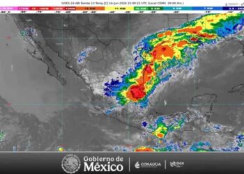 Avanza sobre el Golfo de México potencial ciclón a 105 kilómetros de Reynosa