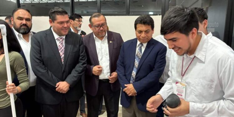 Celebra UT Nuevo Laredo el conocimiento y la creatividad mediante la Expo Ciencia 2026
