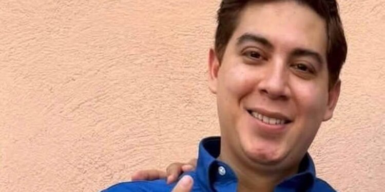 Abraham Vargas: joven aspirante del SNTISSSTE dispuesto a debatir