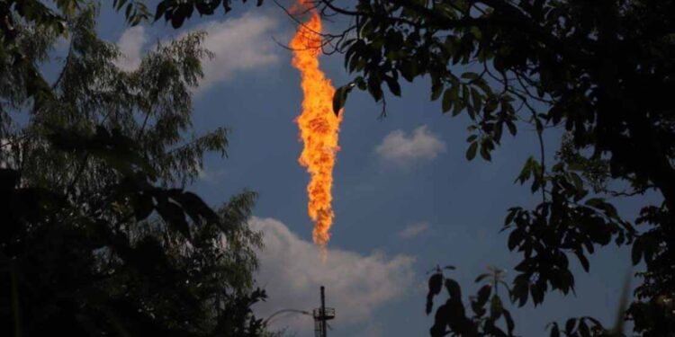 Atiende Pemex reportes de percepción de olores en Jalapa; se descartan pérdidas de contención y se opera con normalidad