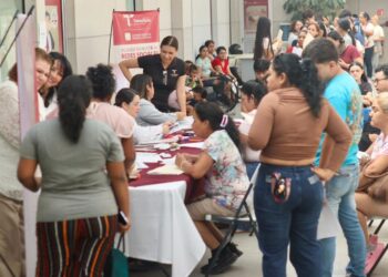 Entrega CEAV Tamaulipas becas “Esperanza de Tamaulipas” para fortalecer la educación de estudiantes