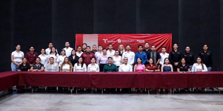 Reúne INJUVE a delegados y enlaces gubernamentales para coordinar la agenda estatal