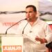Beneficia Juanjo Salazar a decenas de familias con servicios gratuitos