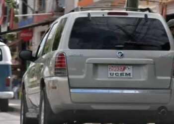 Gestionará Líderes Juaristas regularización de autos americanos