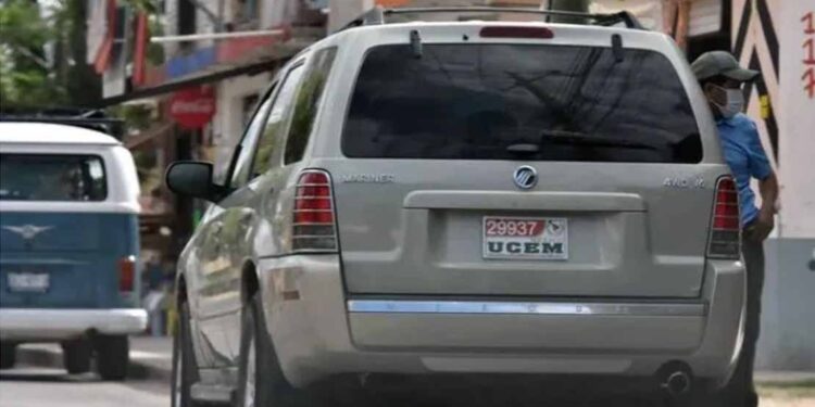Gestionará Líderes Juaristas regularización de autos americanos