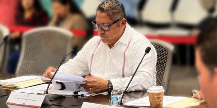 Presume López Arias avances del programa de rehabilitación de calles