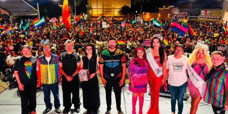 Miles participan en la 11.ª Marcha LGBT+ de Reynosa