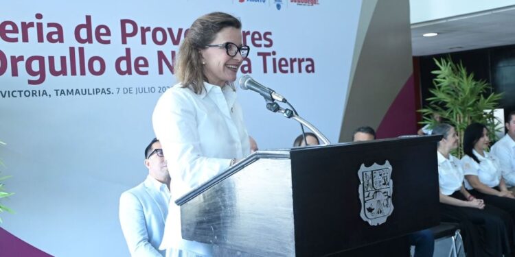 Realiza Economía Feria de Proveedores Hecho en Tamaulipas