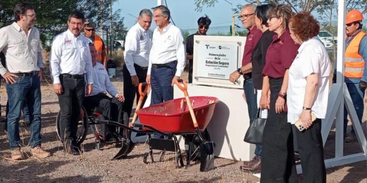 Gobierno de Américo coloca primera piedra de Estación Segura Parque Cultural “La Escondida” en Reynosa