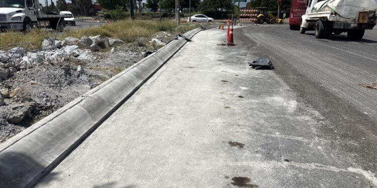 Realiza Gobierno de Américo adecuaciones viales en la capital para mejorar fluidez vehicular
