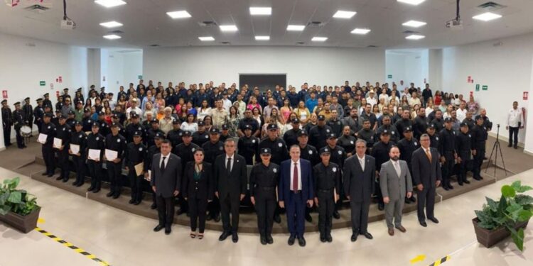 Incorpora SSPT 34 nuevos policías de proximidad tras concluir su formación en la USJT