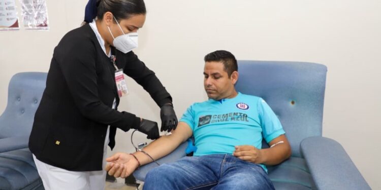 Refuerza SST campaña de difusión sobre mitos y realidades de donación altruista de sangre
