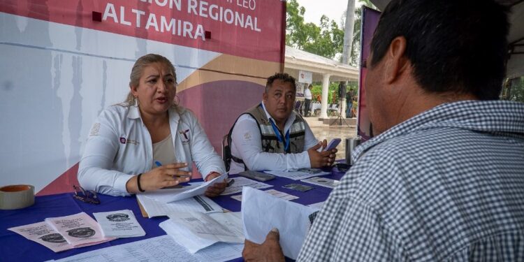Acercan más de 100 oportunidades laborales a las familias de González