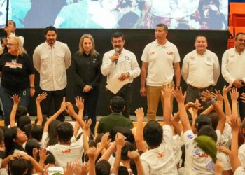Clausura el rector Dámaso Anaya exitoso campamento infantil de la UAT