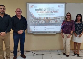 Impulsa UAT la innovación educativa y el debate sobre inteligencia artificial en foro de posgrado