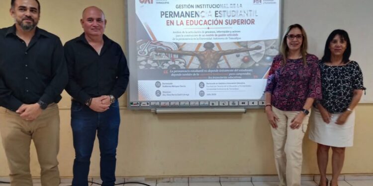 Impulsa UAT la innovación educativa y el debate sobre inteligencia artificial en foro de posgrado