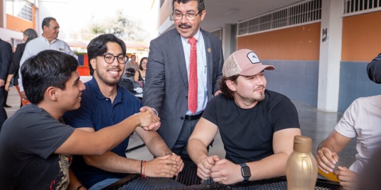 Alianzas estratégicas de la UAT aseguran empleos para egresados en la ANAM y SCJN