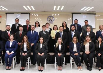 Entrega la UAT la primera generación de la Maestría en Negocios Internacionales en Río Bravo
