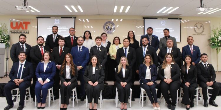 Entrega la UAT la primera generación de la Maestría en Negocios Internacionales en Río Bravo
