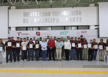 Fortalece UTTN el talento especializado de sus estudiantes para la industria petrolera