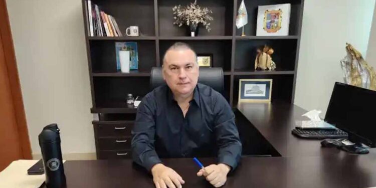 Acusa GP infantilismo político