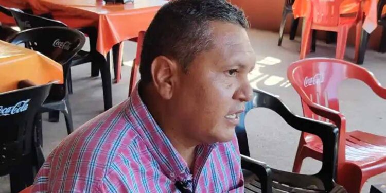 Alerta ex diputado efectos secundarios de vacunas contra Covid-19